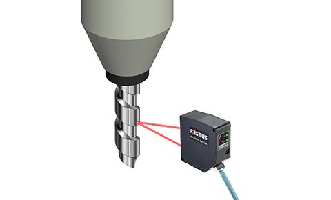 Measuring axis precision of the large diameter drill bit