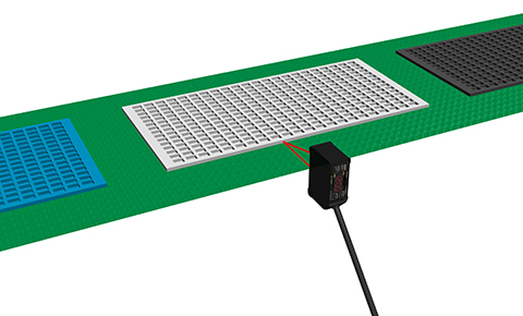 Detecting parts tray on the conveyer