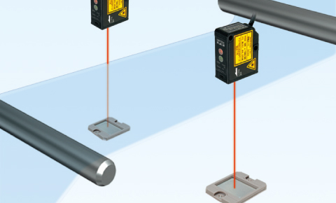 Edge guiding transparent film